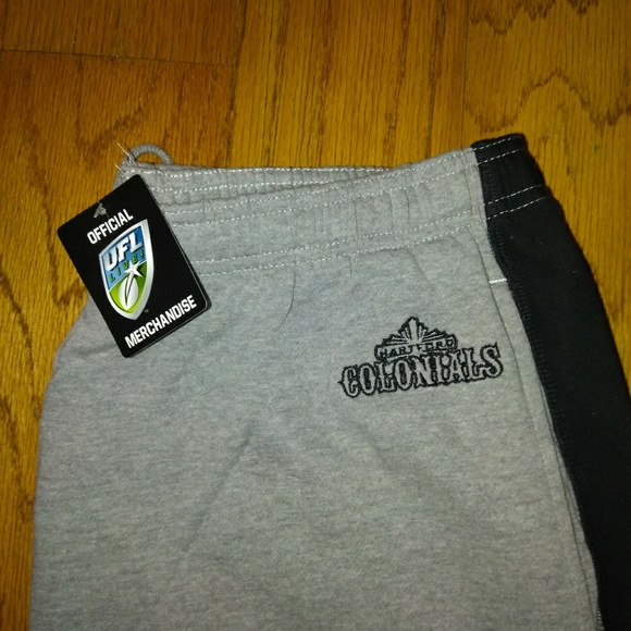 Sweatpants. - Picture 4 of 4